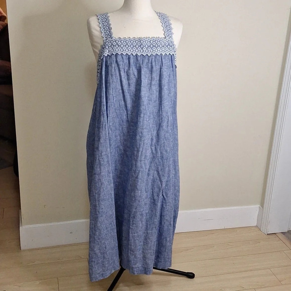 Isabel Maternity chambrey embrodery woven tank dress missing belt SZ L - Picture 3 of 8